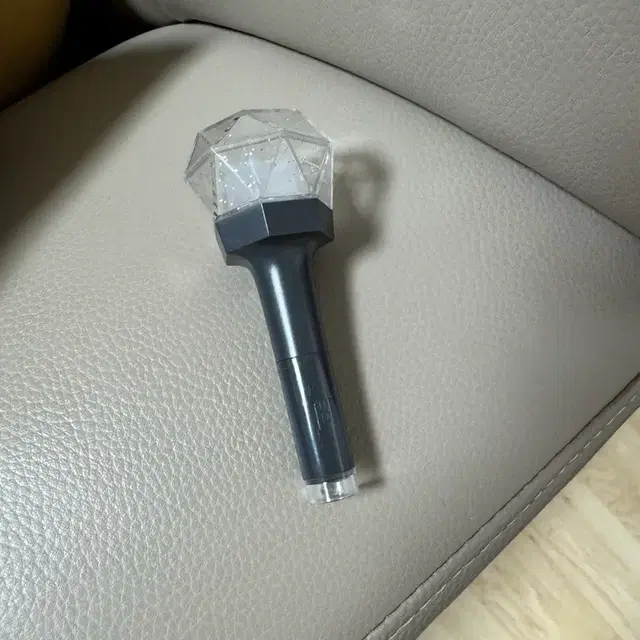 몬스타엑스 응원봉 라이트 키링 ver2 미사용