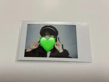 BEYOOOOONDS 고바야시 모에카 솔로 폴라로이드