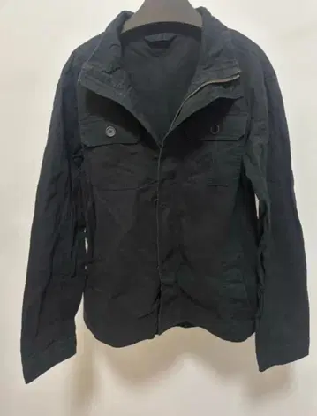 블랙 밀리터리 자켓 프론트 포켓 부착