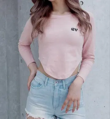 GYDA 핑크 크롭 긴팔 T셔츠