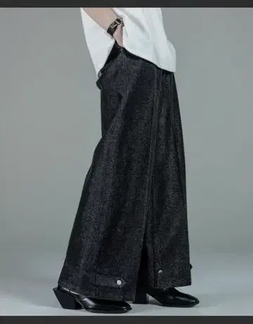 ADRER 플레어 데님 팬츠