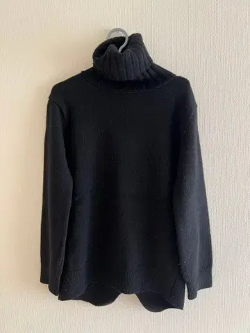 두지엠 클라세 JADE 터틀 니트 블랙