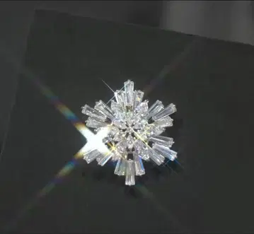 반짝이는 기프트 바이 아비스테 비쥬 눈송이 브로치