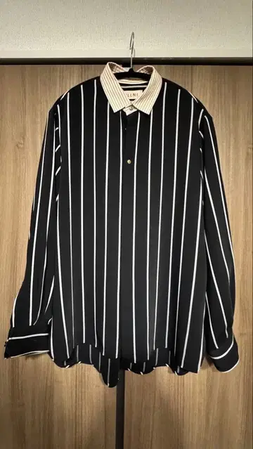 CULLNI 스트라이프 셔츠