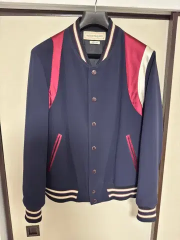 Alexander McQueen 바시티 자켓 네이비