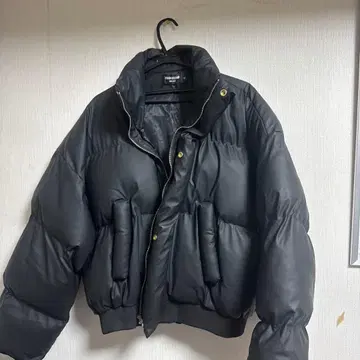 블랙 숏 다운 자켓 y2k