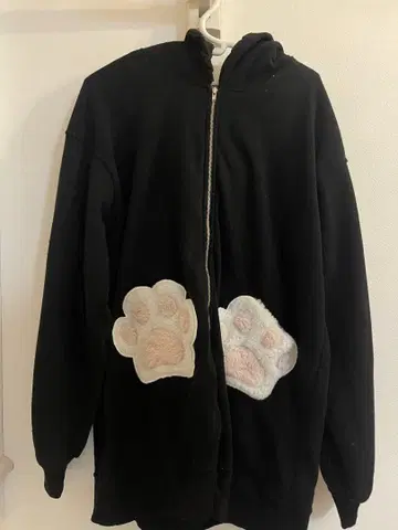 AriRange 발바닥 포켓 후드티 블랙