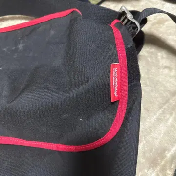 Manhattan Portage 숄더백 블랙/레드
