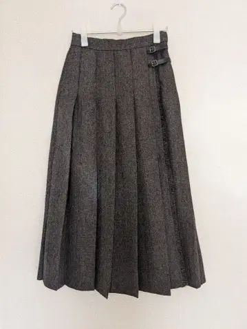 니코앤드 이번 시즌 완판 플리츠 스커트