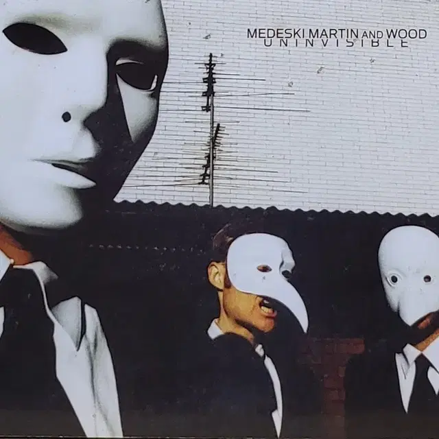 No.270. 메데스키 마틴 앤 우드 Uninvisible 앨범