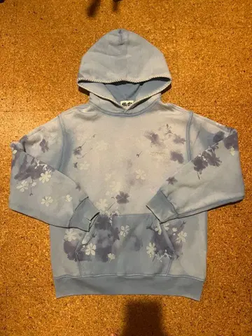 Madhappy office kiko 콜라보 스카이블루 꽃무늬 후드티