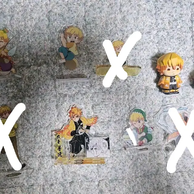 귀멸의 칼날 아가츠마 젠이츠 아크릴 스탠드 피규어