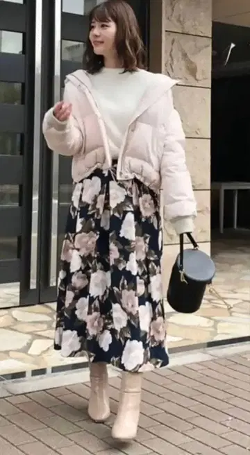 MERCURYDUO 페인트 플라워 롱 스커트