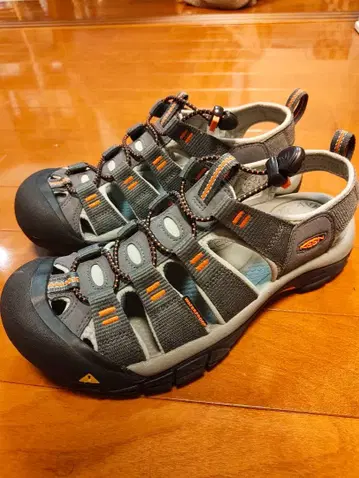 KEEN NEWPORT H2 27cm 그레이