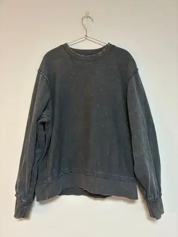 다크 그레이 크루넥 트레이닝복