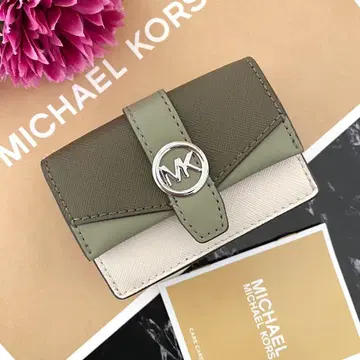 새상품 MICHAEL KORS 마이클코어스 지갑 접이식 지갑 그린