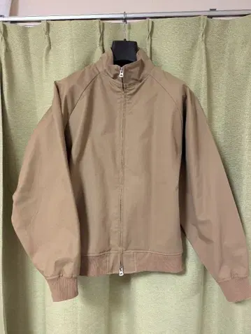 Upscape Audience 벤타일 해링턴 재킷