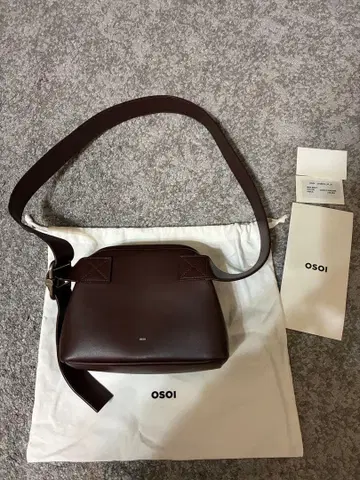 OSOI 브라운 숄더백