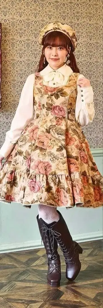 시마무라 쿠루미 베이지 고블랑 오버롤 스커트 노엘 드 메모와르