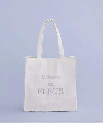 Maison de FLEUR 트위드 로고 자수 스퀘어 토트백