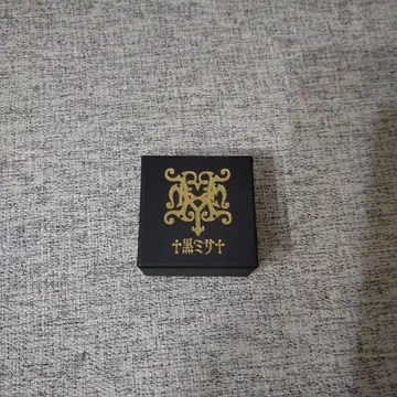 블랙미사 로고 귀걸이