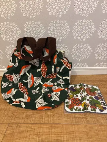 무차차 레트로 버섯 토트백