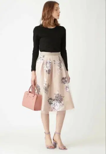 베로니카 꽃무늬 프린트 스커트 질스튜어트 엔디 로브