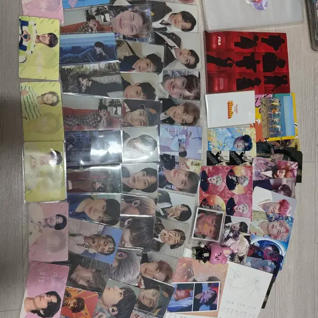 방탄 공식,비공식 굿즈들 일괄 판매합니다