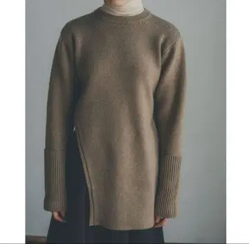 CLANE/SLANT CUT KNIT 긴팔 니트