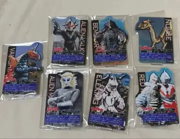 제일복권 울트라맨 시리즈 괴수 초대전 vol.2 E상 쇼와 괴수 세트