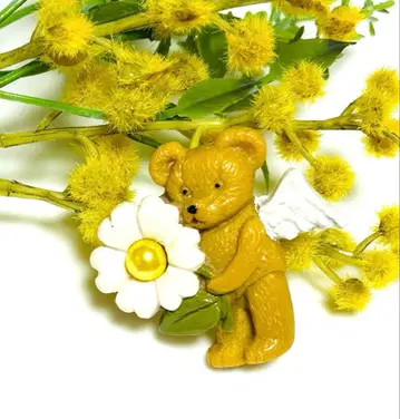 미사용 새상품 weekends 위크엔즈 엔젤 곰 브로치 [ 익명 배송 ]