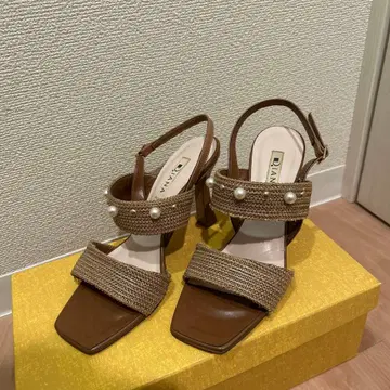 [ 새상품급 ] DIANA 다이애나 샌들 파나마 펄 리조트 24.5cm