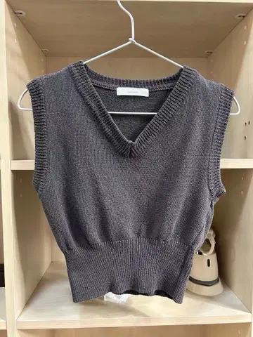 maison celon 메세론 V 니트 베스트