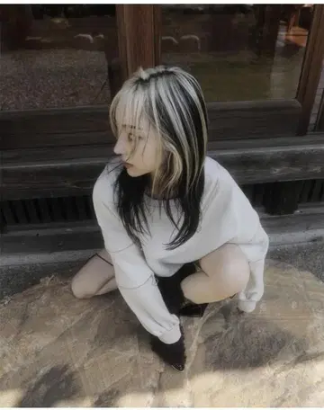 melt the lady theredthread 맨투맨 상의