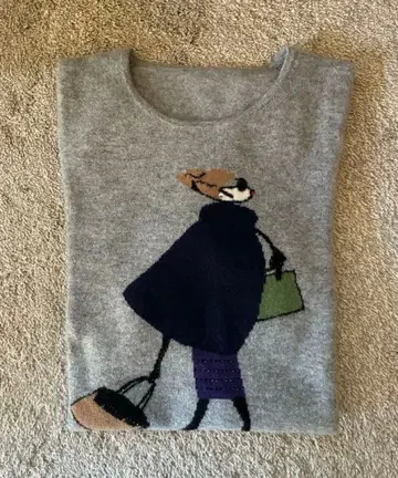 더마 컬렉션 캐시미어 100% 니트 인터샤 디자인