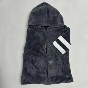 후드 부착 룸웨어