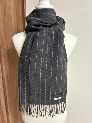 미사용 FAIRFAX 캐시미어 100% 그레이 스트라이프 대형 머플러