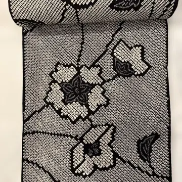 교토 후지무스메 키누타야 화이트 블랙 플라워 무늬 사슴 무늬 전체  옷감