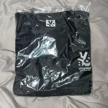 [ 가격 인하 가능 ] SnowMan 트레이닝복