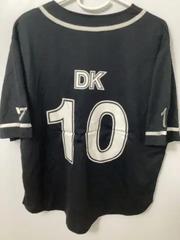 SEVENTEEN right here 도겸 유니폼