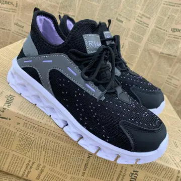 새상품 여성용 23.5cm 통굽 특수 미드 밑창 스니커즈 3746 블랙