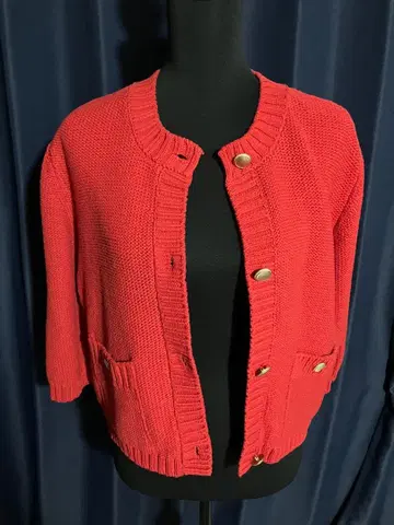 ZARA 한 장 있으면 편리해요! 레드 가디건 긴팔 포켓 부착