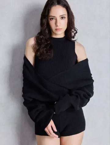 GYDA 암 개더 레이어드 니트 올인원