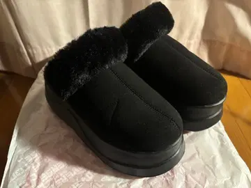 CONVERSE 통굽 츄이 슬립온