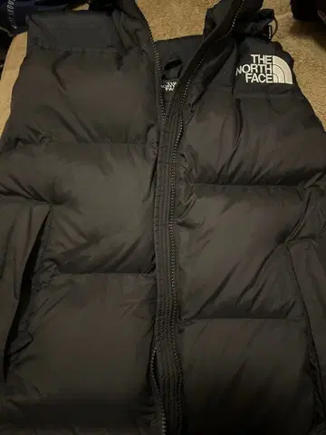 THE NORTH FACE 블랙 다운 베스트 M