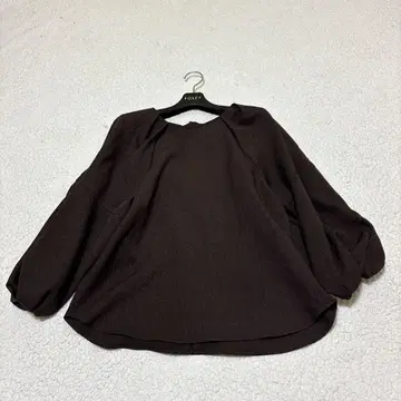 새상품급 [nano universe] 블라우스(F) 브라운 벌룬 소매