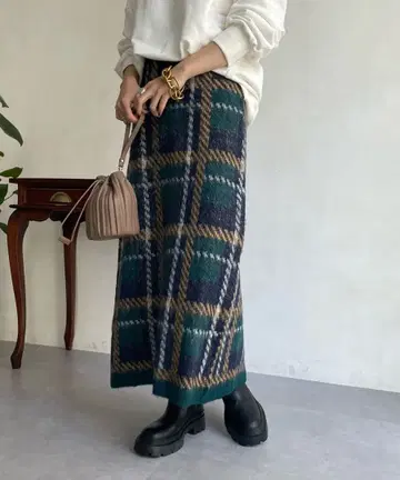 doudou WEB 한정판 빅 체크 니트 타이트 스커트