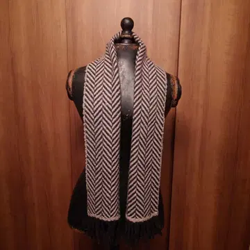 엠포리오 아르마니.EMPORIOARMANI.머플러.150cm.