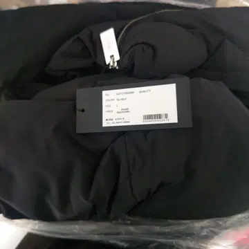 ADRER 블랙 다운 자켓 L 사이즈