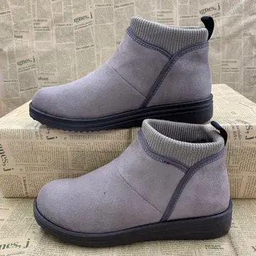 새상품 여성용 23.0cm 통굽 니트 리브 부츠 옅은 브라운 9842